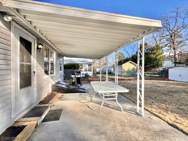 53 Newark Ave, Spotswood Boro, NJ 08884