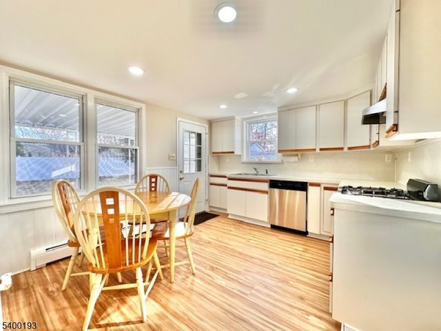 53 Newark Ave, Spotswood Boro, NJ 08884