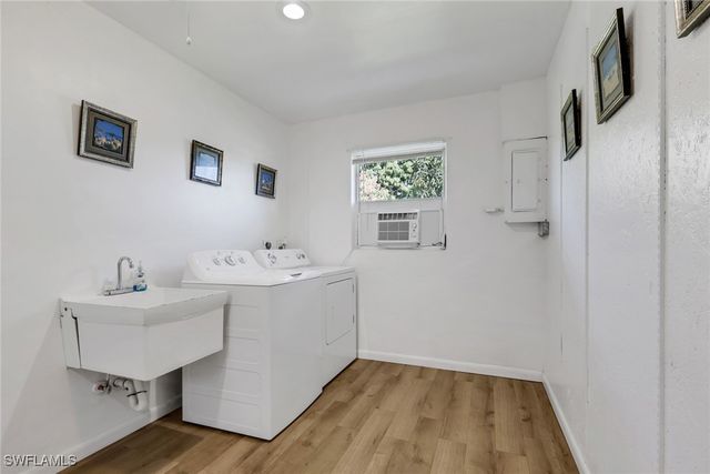 105 Valley DR, Bonita Springs, FL 34134