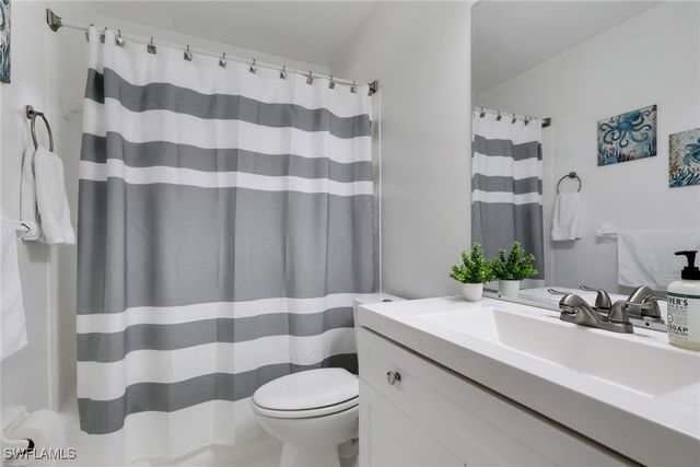 105 Valley DR, Bonita Springs, FL 34134