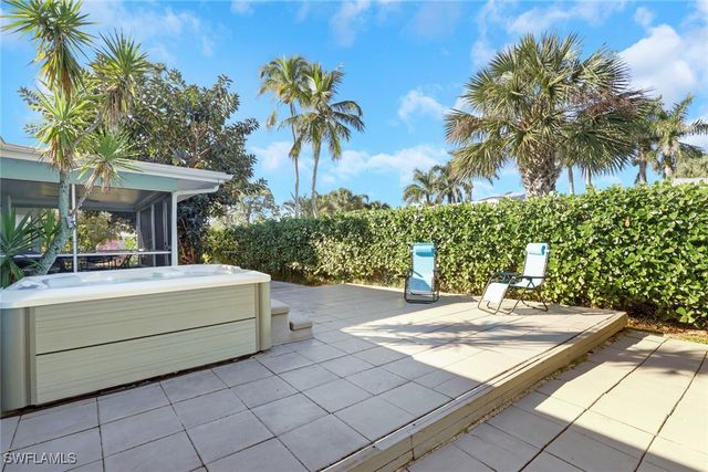 105 Valley DR, Bonita Springs, FL 34134