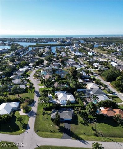 105 Valley DR, Bonita Springs, FL 34134