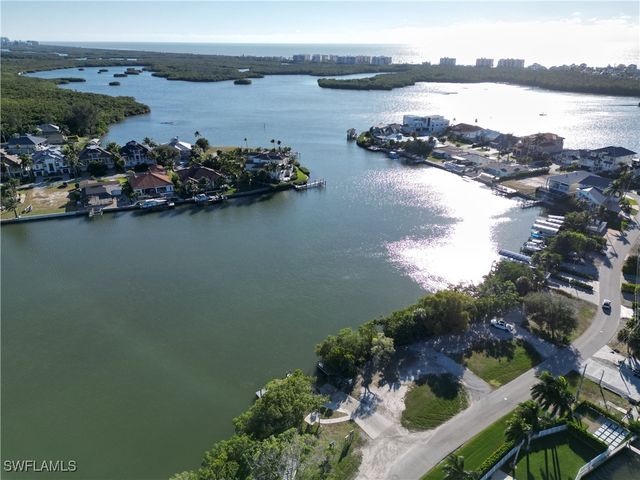 105 Valley DR, Bonita Springs, FL 34134