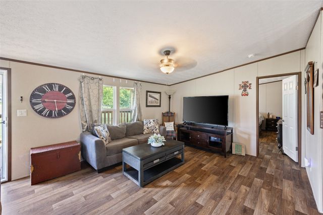 514 Blue Sky Court, Springtown, TX 76082