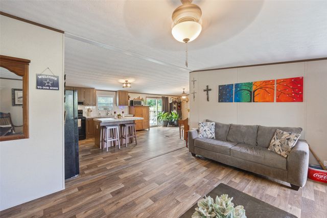 514 Blue Sky Court, Springtown, TX 76082