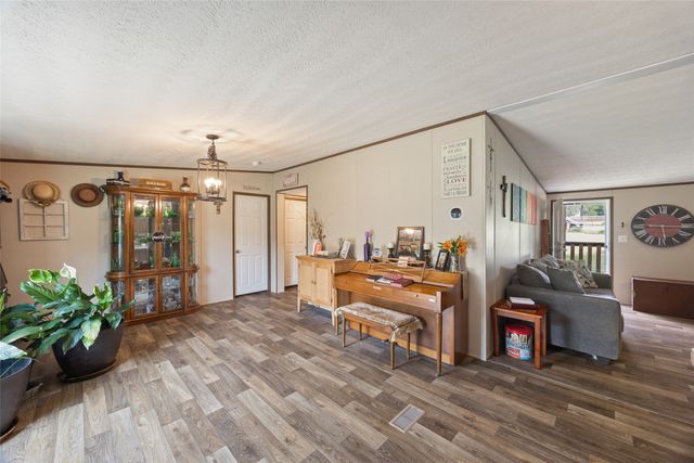 514 Blue Sky Court, Springtown, TX 76082