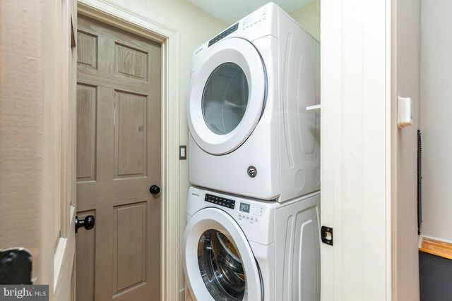 227 GRAPE ST, Philadelphia, PA 19128