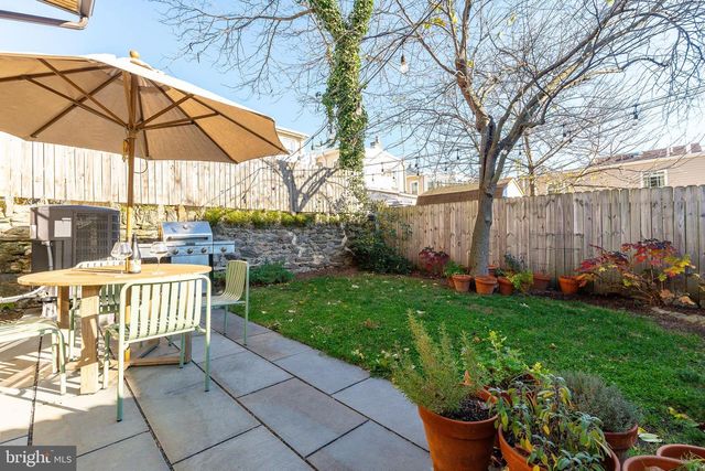 227 GRAPE ST, Philadelphia, PA 19128