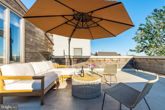 227 GRAPE ST, Philadelphia, PA 19128