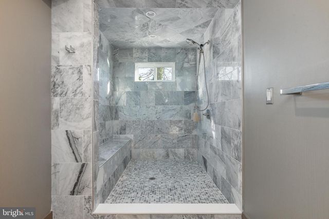 227 GRAPE ST, Philadelphia, PA 19128