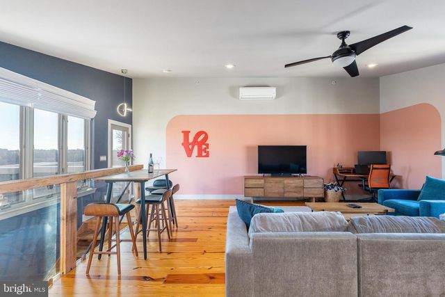 227 GRAPE ST, Philadelphia, PA 19128