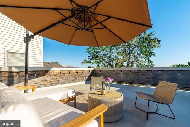 227 GRAPE ST, Philadelphia, PA 19128