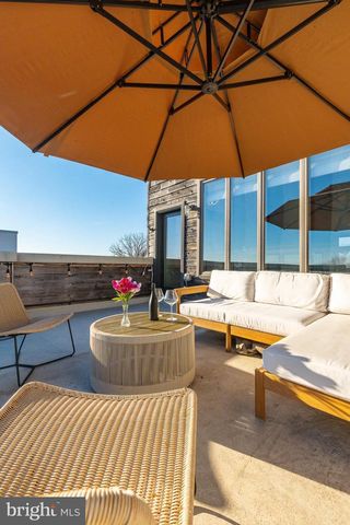 227 GRAPE ST, Philadelphia, PA 19128