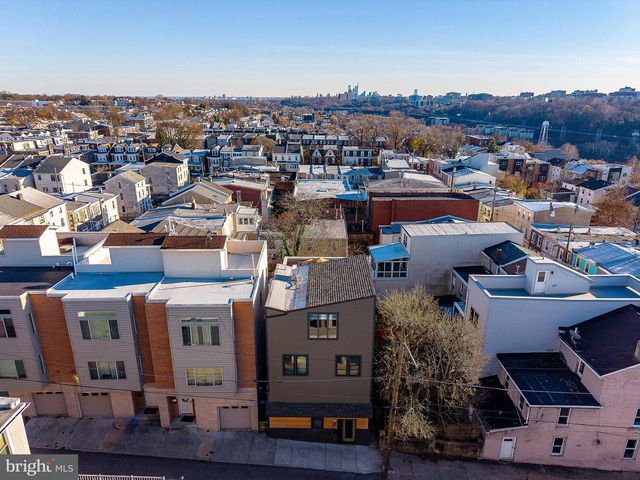 227 GRAPE ST, Philadelphia, PA 19128