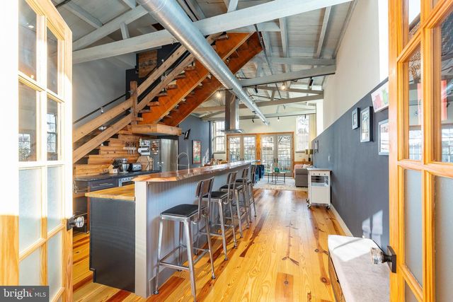 227 GRAPE ST, Philadelphia, PA 19128