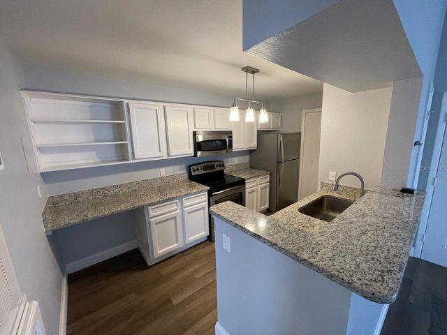 5500 DEVONBRIAR WAY 212, Orlando, FL 32822