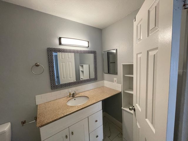 5500 DEVONBRIAR WAY 212, Orlando, FL 32822