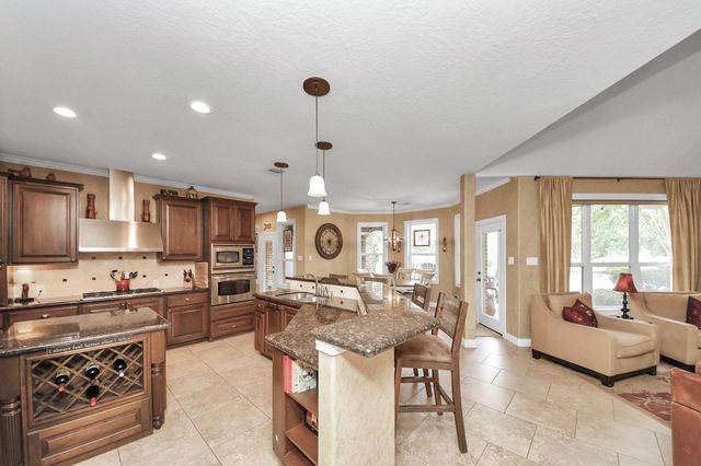 2818 Palmetto Bend, Richmond, TX 77406