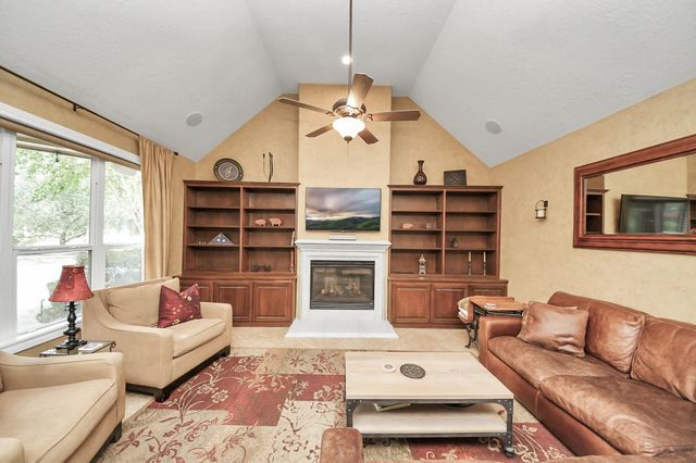 2818 Palmetto Bend, Richmond, TX 77406