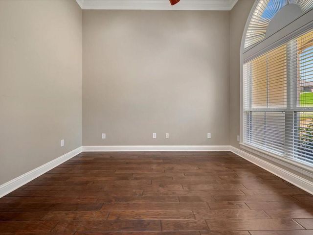 300 Spring Creek Drive, Nacogdoches, TX 75965