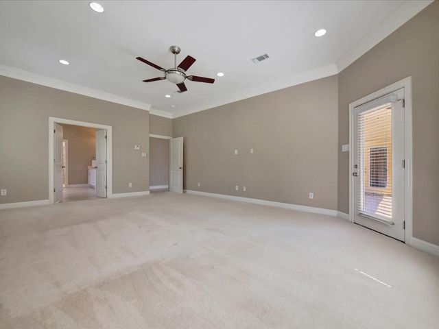 300 Spring Creek Drive, Nacogdoches, TX 75965