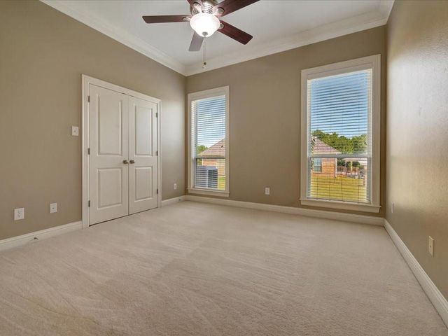 300 Spring Creek Drive, Nacogdoches, TX 75965