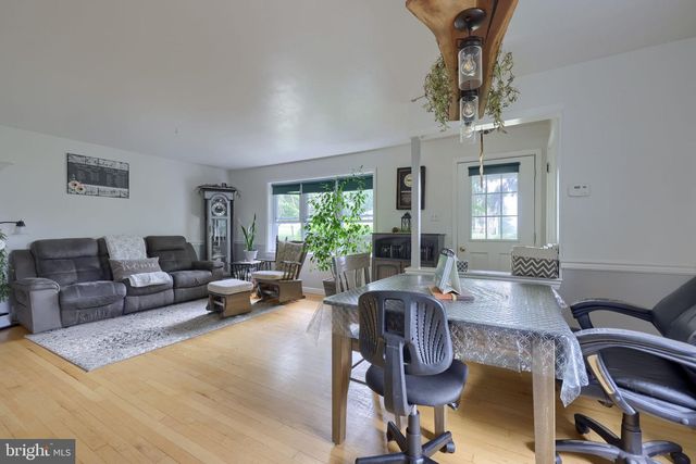 1646 WHITE OAK RD, Strasburg, PA 17579