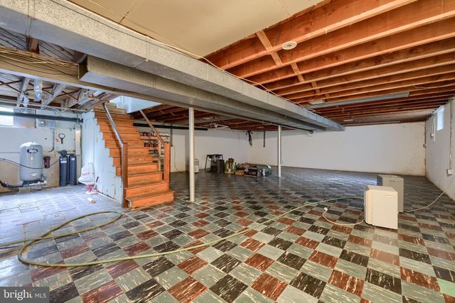 1646 WHITE OAK RD, Strasburg, PA 17579