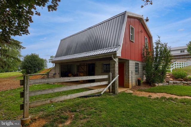 1646 WHITE OAK RD, Strasburg, PA 17579