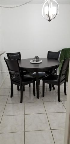 14201 N Kendall Dr 212-D, Miami, FL 33186