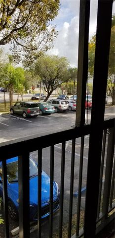 14201 N Kendall Dr 212-D, Miami, FL 33186