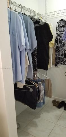 14201 N Kendall Dr 212-D, Miami, FL 33186