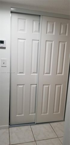 14201 N Kendall Dr 212-D, Miami, FL 33186