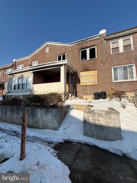 821 E STAFFORD ST, Philadelphia, PA 19138