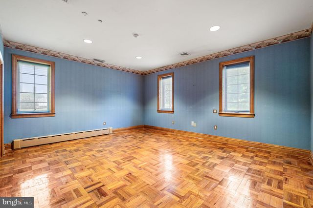 343 WYNDMOOR LN, Huntingdon Valley, PA 19006