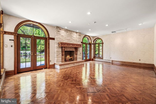 343 WYNDMOOR LN, Huntingdon Valley, PA 19006