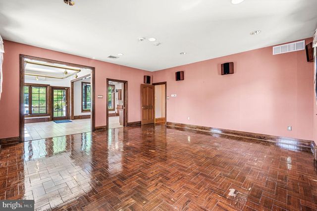343 WYNDMOOR LN, Huntingdon Valley, PA 19006