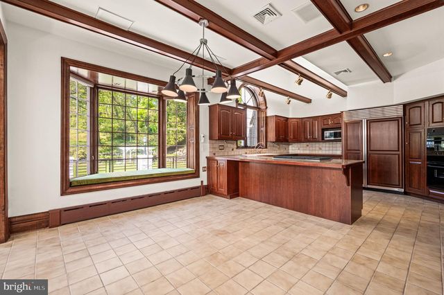 343 WYNDMOOR LN, Huntingdon Valley, PA 19006