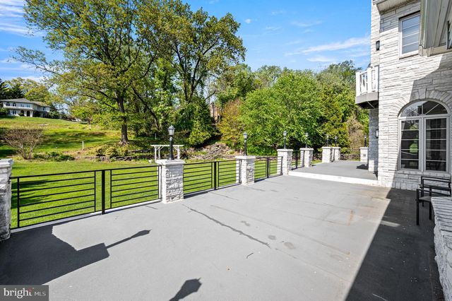 343 WYNDMOOR LN, Huntingdon Valley, PA 19006