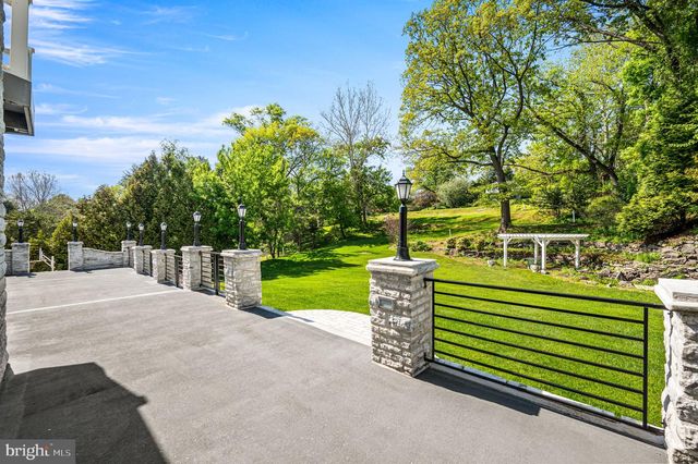 343 WYNDMOOR LN, Huntingdon Valley, PA 19006