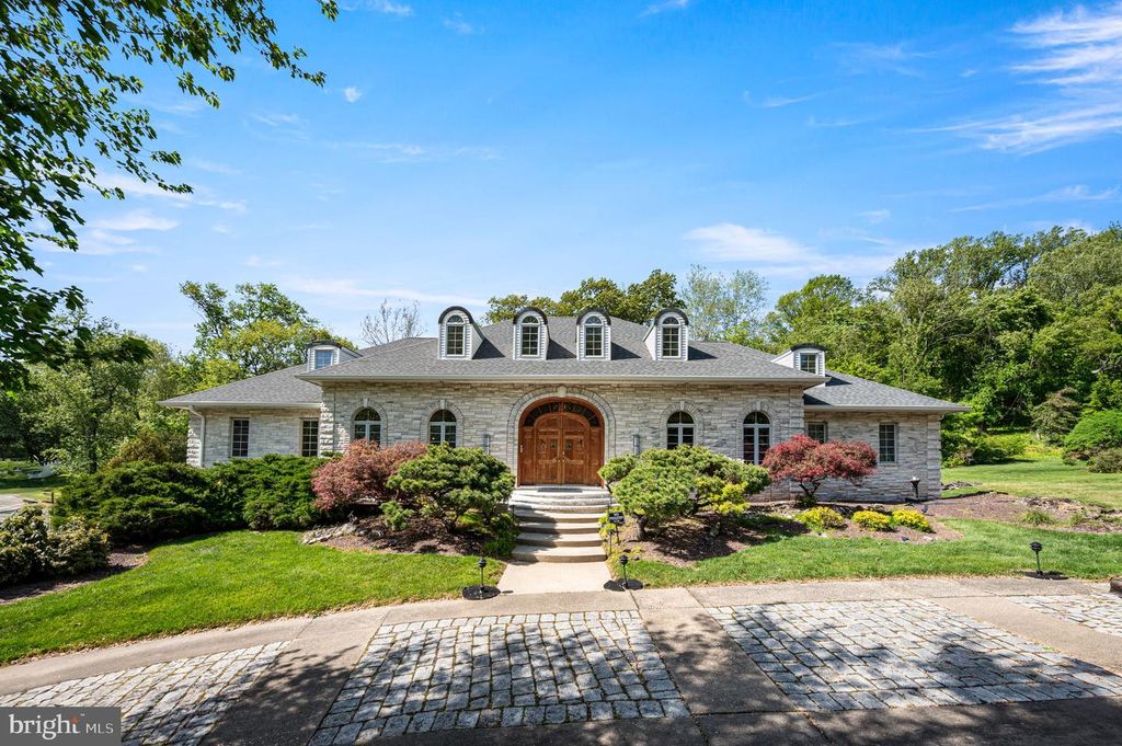 343 WYNDMOOR LN, Huntingdon Valley, PA 19006