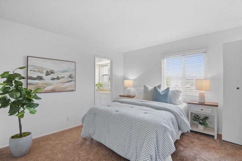 Image 14 of property listing at 5430 Linda Vista 7, San Diego, CA 92110