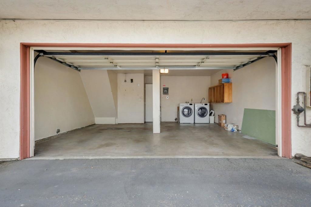 Image 19 of property listing at 5430 Linda Vista 7, San Diego, CA 92110