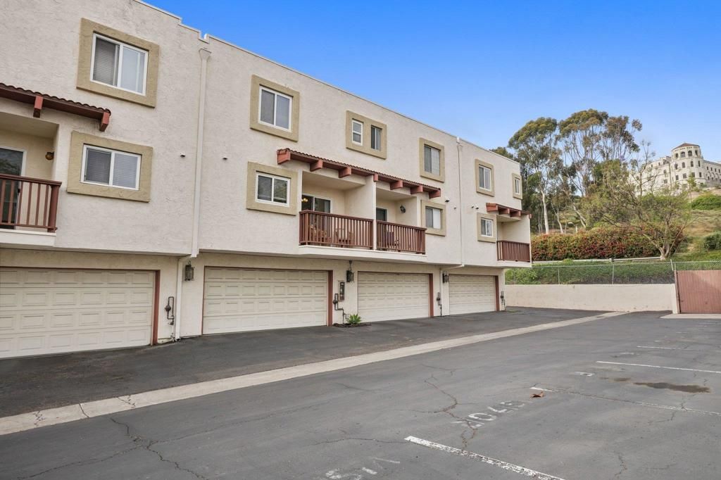 Image 22 of property listing at 5430 Linda Vista 7, San Diego, CA 92110