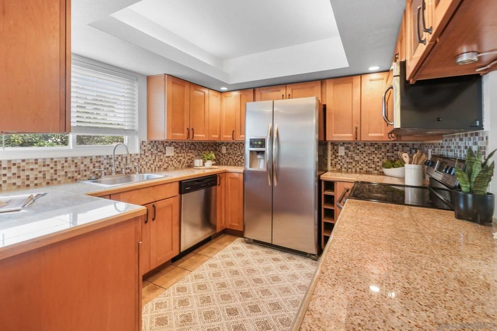 Image 5 of property listing at 5430 Linda Vista 7, San Diego, CA 92110