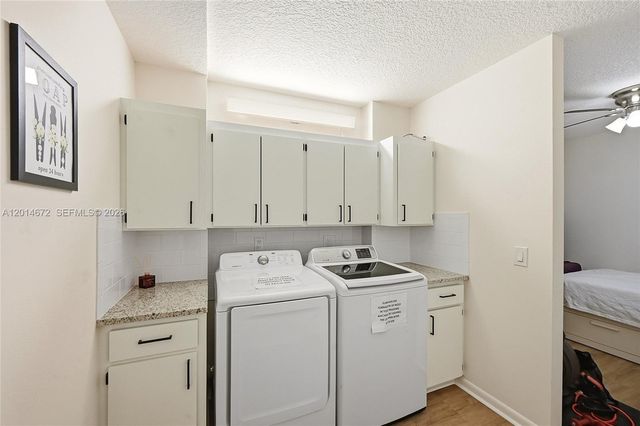 3640 Whitehall Drive 406, West Palm Beach, FL 33401