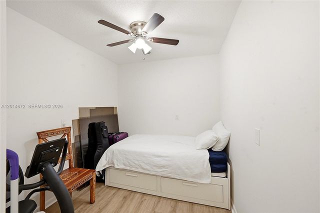 3640 Whitehall Drive 406, West Palm Beach, FL 33401