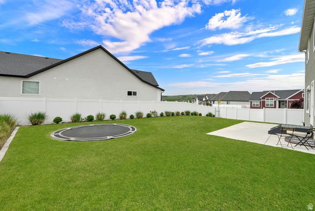 6748 S HARVEST PARK LN, South Weber, UT 84405
