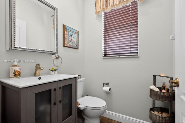 1561 SW 187th Ave, Pembroke Pines, FL 33029