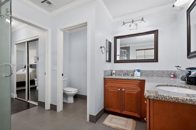 1561 SW 187th Ave, Pembroke Pines, FL 33029